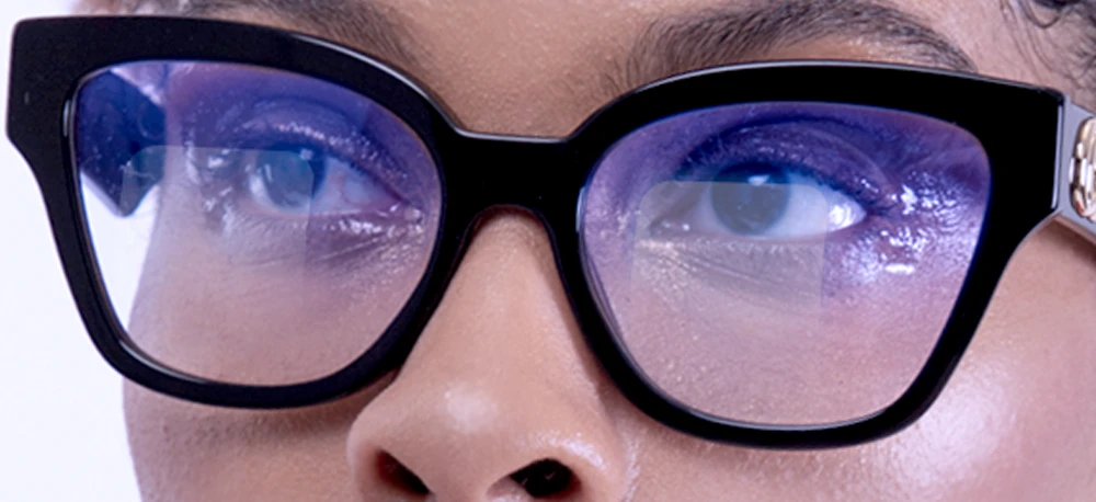 Blauw filter bril: waarom deze technologie je ogen beschermt in het digitale tijdperk