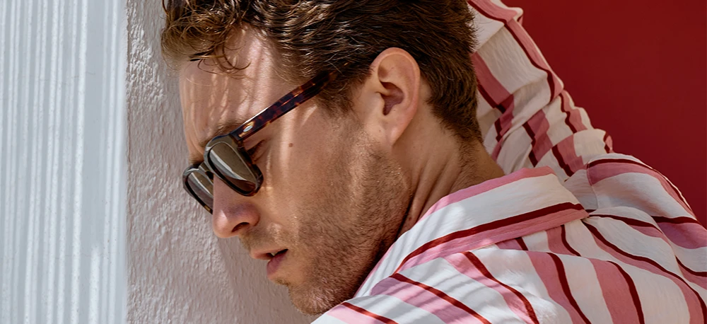 ¿Cuál es el material más ligero para la montura de gafas?