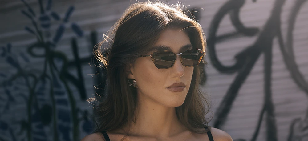 Cat-Eye Sonnenbrillen für ovales Gesicht: So finden Sie die perfekte Form